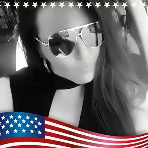 Meet your Posher, Jennipher